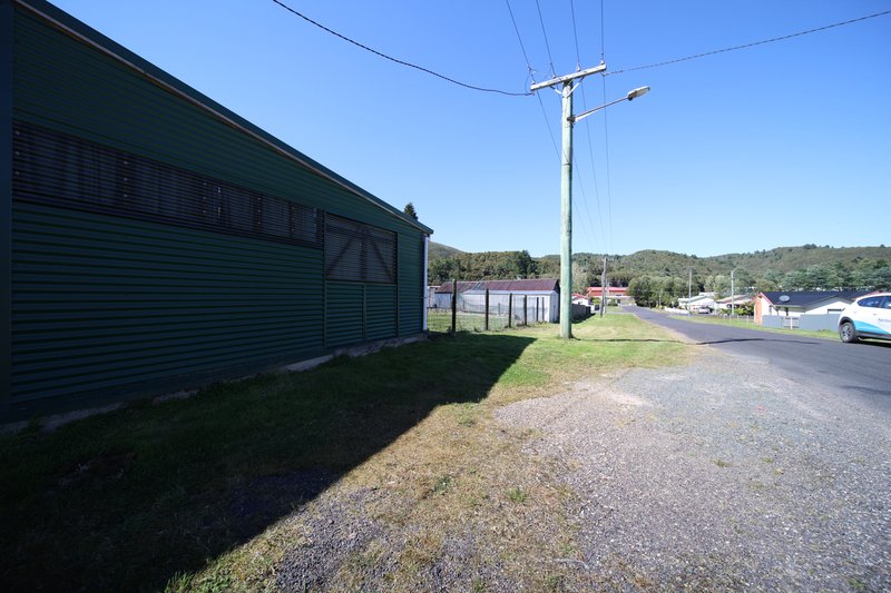 Photo - 18 Lovett Street, Queenstown TAS 7467 - Image 23