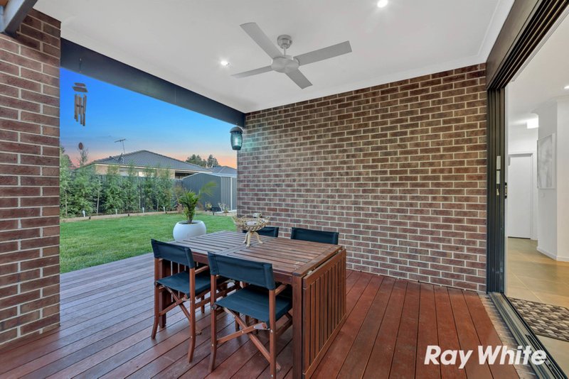 Photo - 18 Lumiere Blvd , Truganina VIC 3029 - Image 18