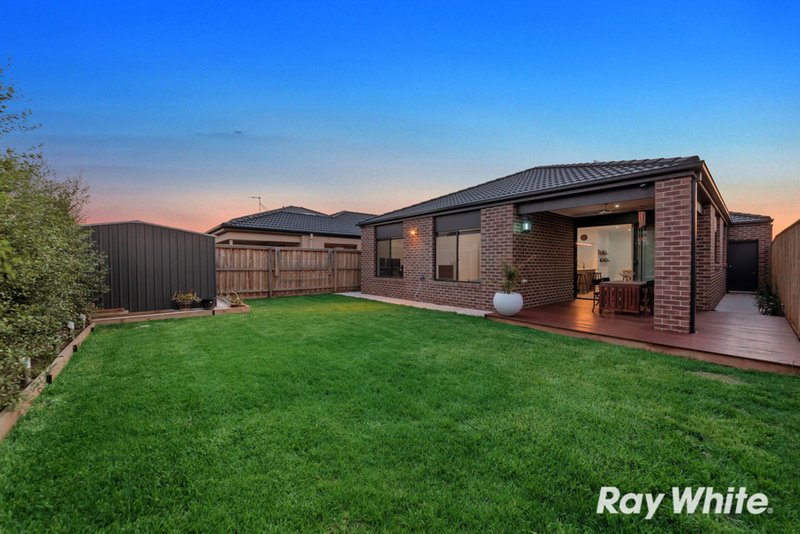 Photo - 18 Lumiere Blvd , Truganina VIC 3029 - Image 20