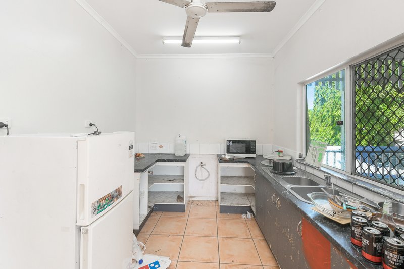 Photo - 18 Lumley Street, Parramatta Park QLD 4870 - Image 6