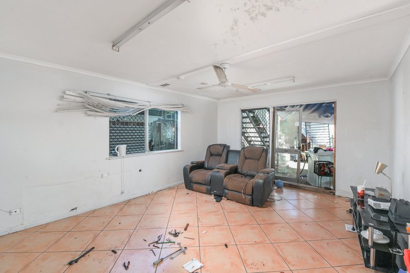 Photo - 18 Lumley Street, Parramatta Park QLD 4870 - Image 2