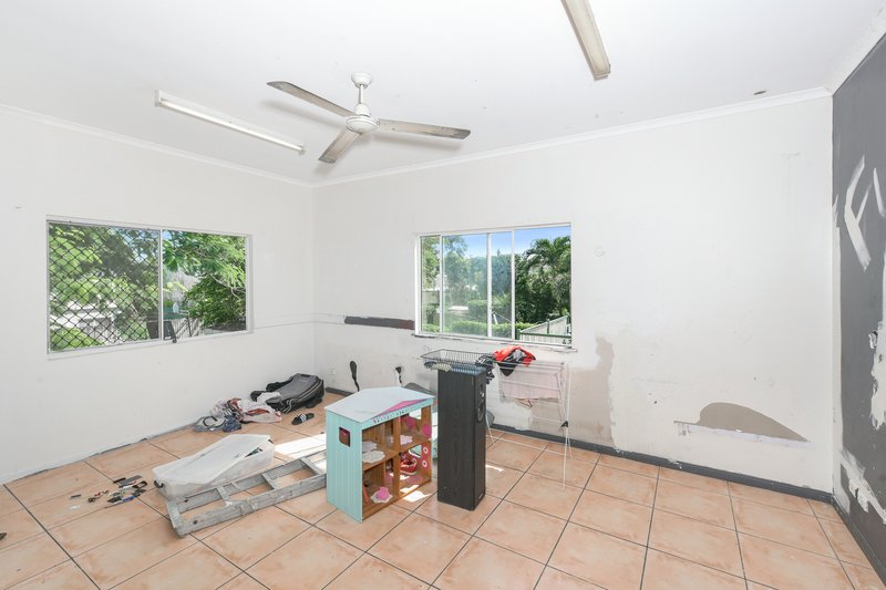 Photo - 18 Lumley Street, Parramatta Park QLD 4870 - Image 7