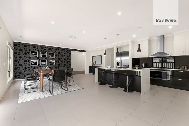 Photo - 18 Lupin Street, Mernda VIC 3754 - Image 3