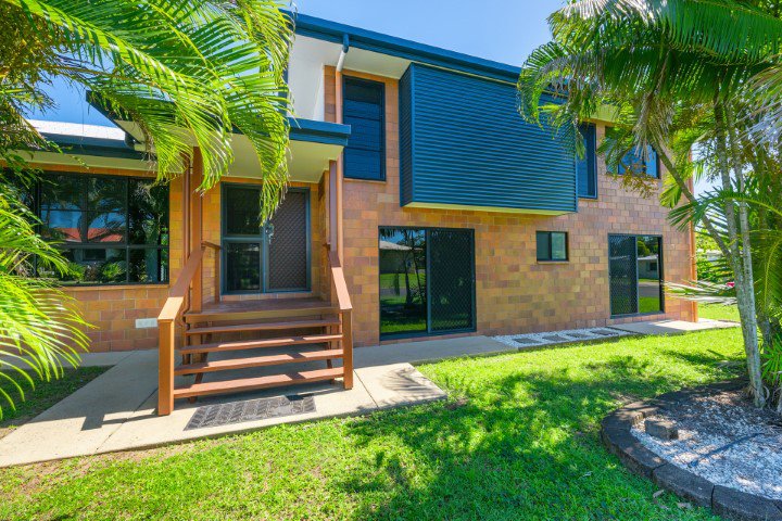 Photo - 18 Luscombe Street, Walkerston QLD 4751 - Image 5