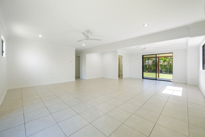 Photo - 18 Luscombe Street, Walkerston QLD 4751 - Image 25