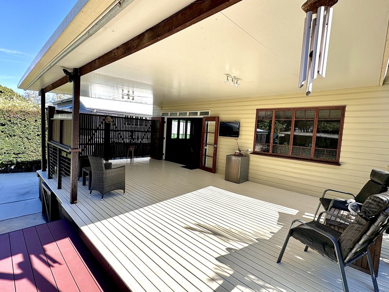 Photo - 18 Lusitania Street, Newtown QLD 4305 - Image 16