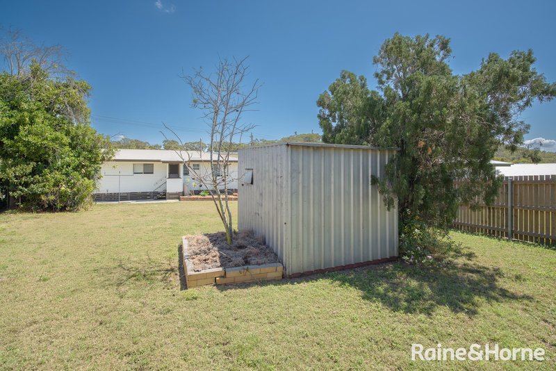 Photo - 18 Lyons Street, South Gladstone QLD 4680 - Image 12