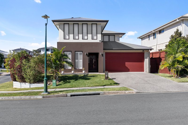 Photo - 18 Mac Street, Bridgeman Downs QLD 4035 - Image 2