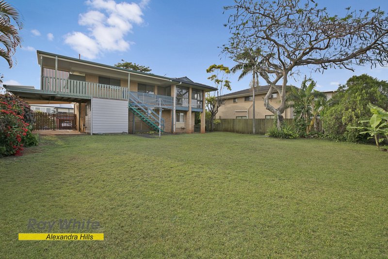 Photo - 18 Macadamia Street, Victoria Point QLD 4165 - Image 3