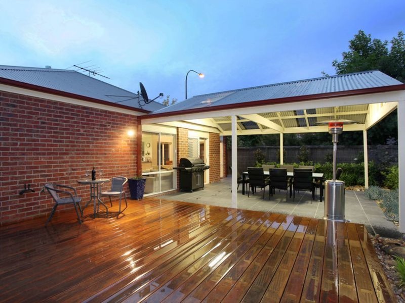 Photo - 18 Macalister Place, Pakenham VIC 3810 - Image 10