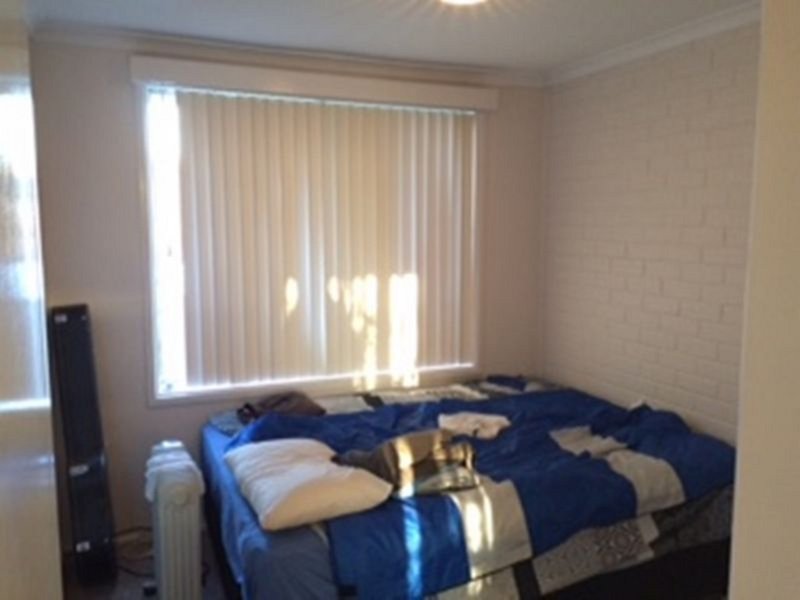 Photo - 1/8 Macnaughton Street, Higgins ACT 2615 - Image 4