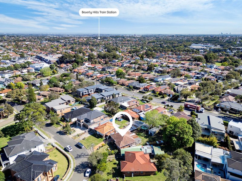 Photo - 18 Macpherson Street, Hurstville NSW 2220 - Image 9