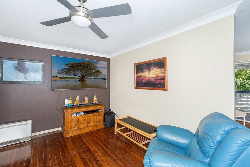 Photo - 18 Macquarie Road, Fennell Bay NSW 2283 - Image 7