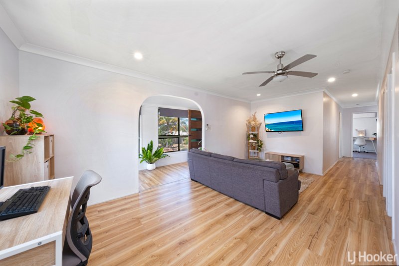 Photo - 18 Madge Street, Norman Gardens QLD 4701 - Image 11