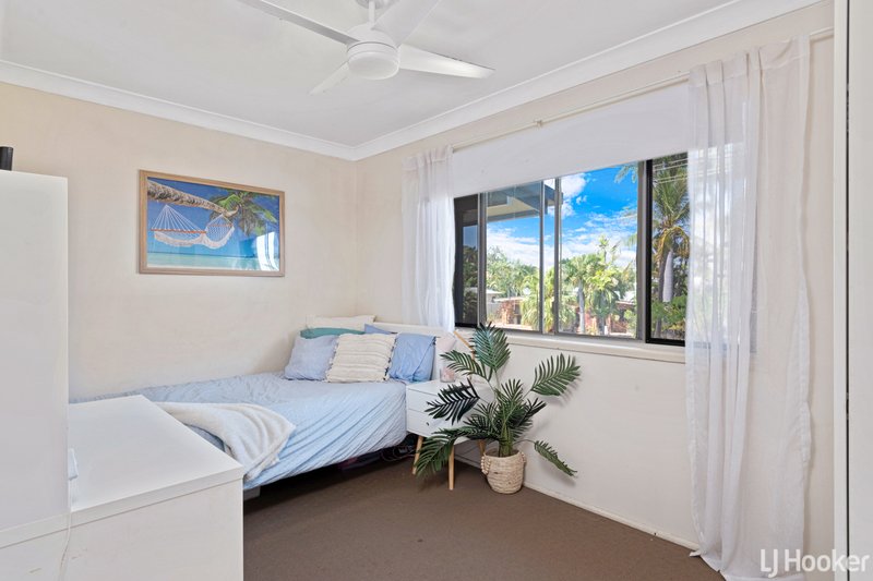 Photo - 18 Madge Street, Norman Gardens QLD 4701 - Image 14