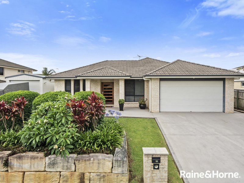 18 Magnetic Place, Redland Bay QLD 4165