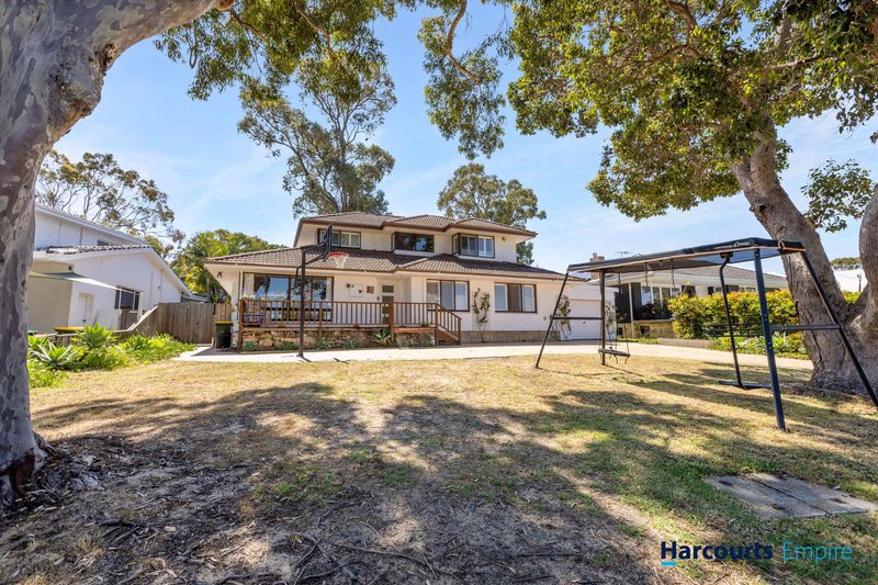 Photo - 18 Maisie Crescent, Wembley Downs WA 6019 - Image 2