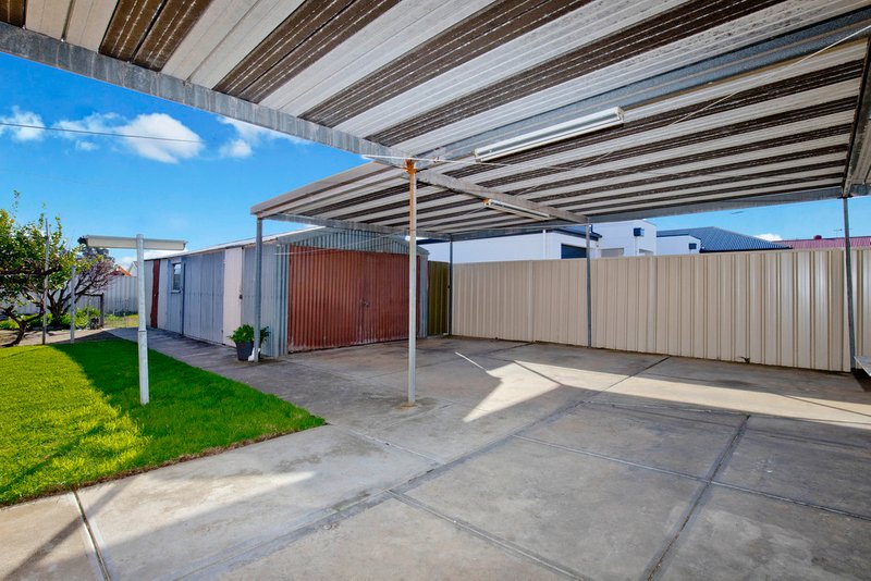 Photo - 18 Malcolm Street, Flinders Park SA 5025 - Image 14