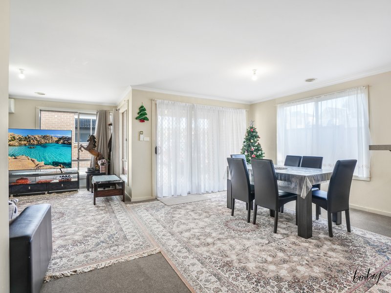 Photo - 18 Manley Street, Epping VIC 3076 - Image 5