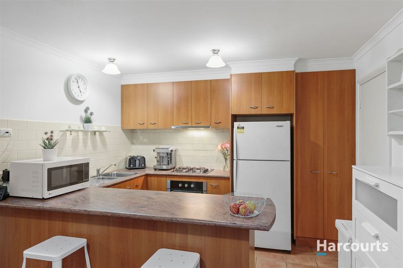 Photo - 18 Manna Court, Ferntree Gully VIC 3156 - Image 6