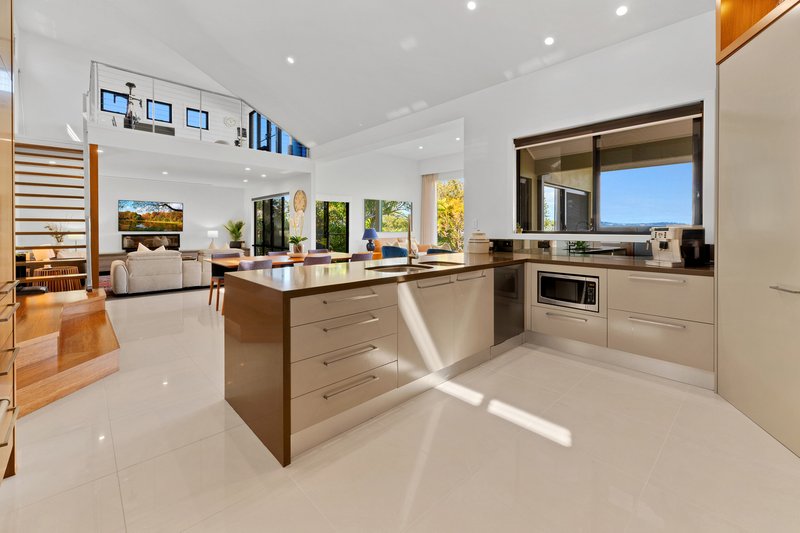 Photo - 18 Maralinga Drive, Ashmore QLD 4214 - Image 19