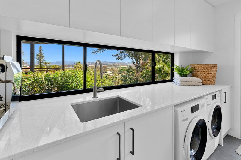 Photo - 18 Maralinga Drive, Ashmore QLD 4214 - Image 30