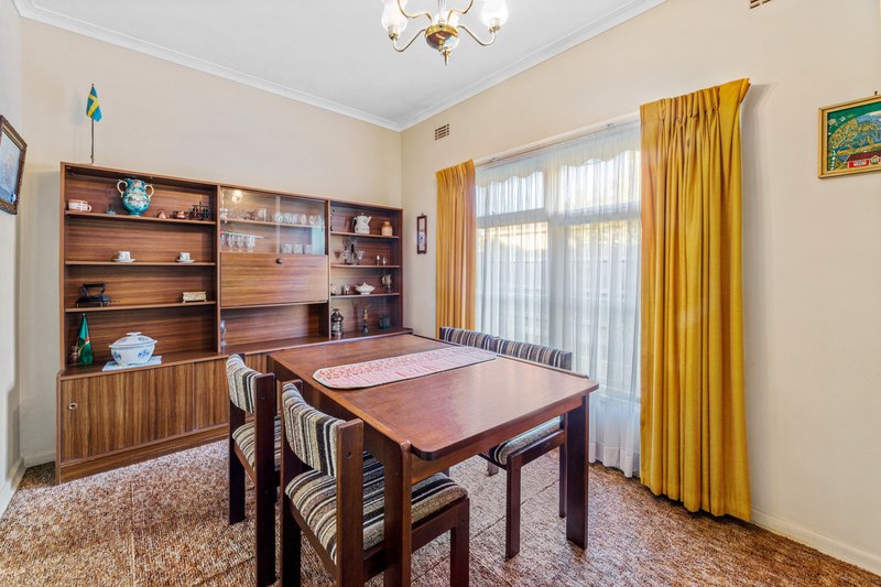 Photo - 18 Marama Street, Blackburn South VIC 3130 - Image 8