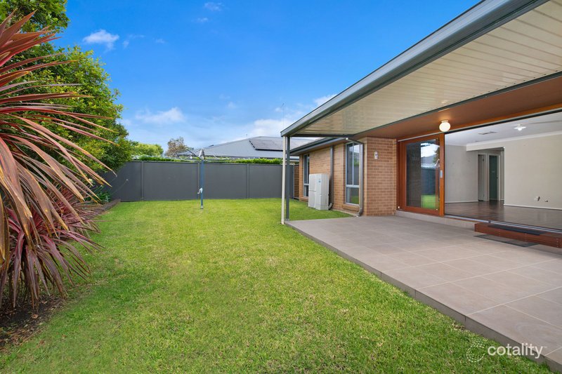 Photo - 18 Marshall Avenue, Ropes Crossing NSW 2760 - Image 11