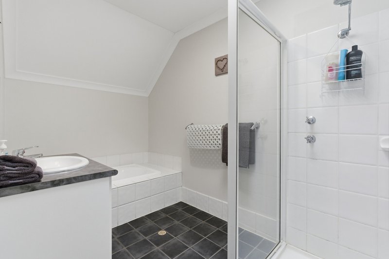 Photo - 1/8 Martingale Drive, Dunsborough WA 6281 - Image 17
