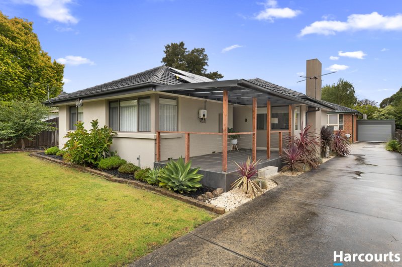 Photo - 1/8 Matlock Road, Wantirna South VIC 3152 - Image 2