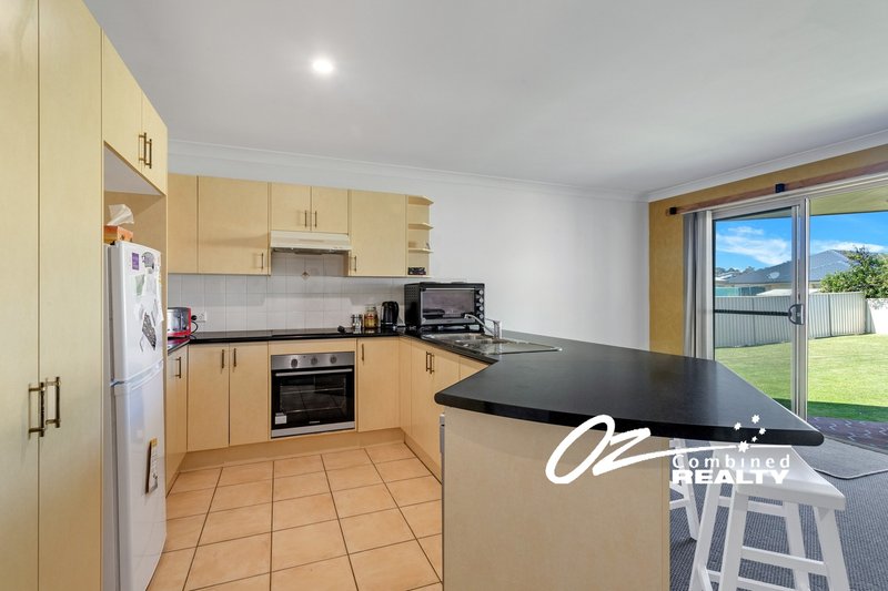 Photo - 18 Maxwell Crescent, Sanctuary Point NSW 2540 - Image 4