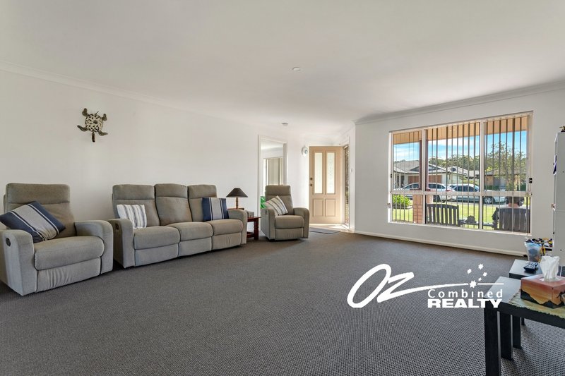 Photo - 18 Maxwell Crescent, Sanctuary Point NSW 2540 - Image 6