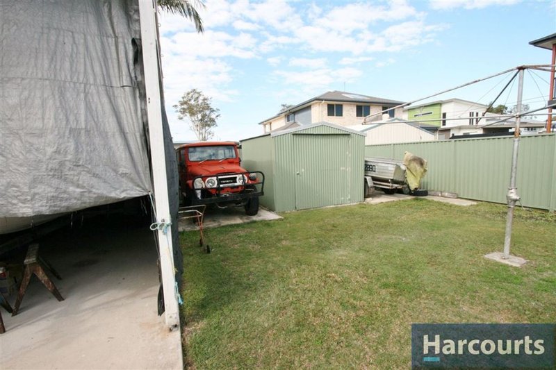 Photo - 18 May St , Godwin Beach QLD 4511 - Image 12