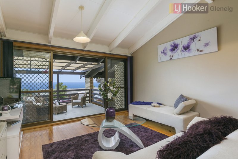 18 Mayflower Crescent, Hallett Cove SA 5158