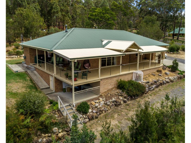 Photo - 18 Mcarthur Drive, Falls Creek NSW 2540 - Image 2