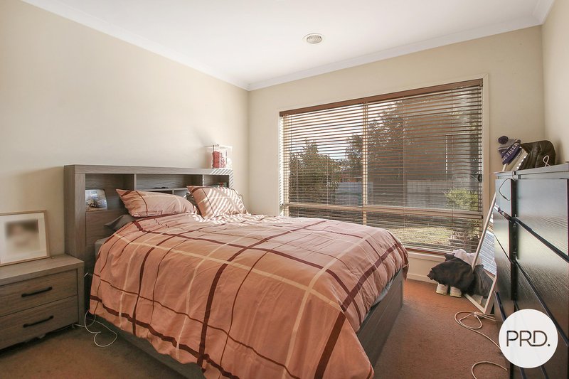 Photo - 18 Mcauliffe Street, Wodonga VIC 3690 - Image 7