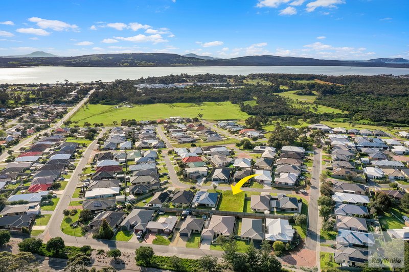 18 Mccardell Crescent, Bayonet Head WA 6330