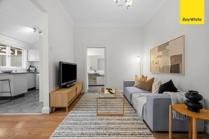 Photo - 18 Mcconnell Street, Kensington VIC 3031 - Image 6