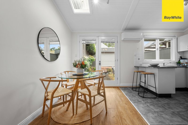 Photo - 18 Mcconnell Street, Kensington VIC 3031 - Image 8