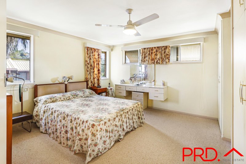 Photo - 18 Mcdonald Crescent, Tamworth NSW 2340 - Image 14