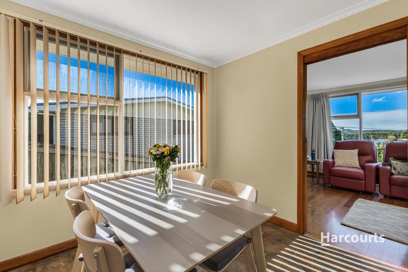 Photo - 18 Mcgrath Street, Upper Burnie TAS 7320 - Image 5