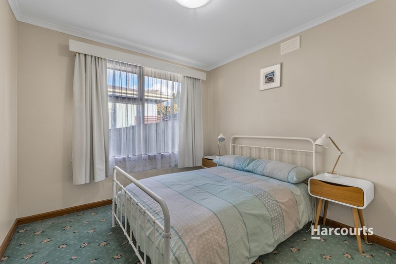 Photo - 18 Mcgrath Street, Upper Burnie TAS 7320 - Image 11