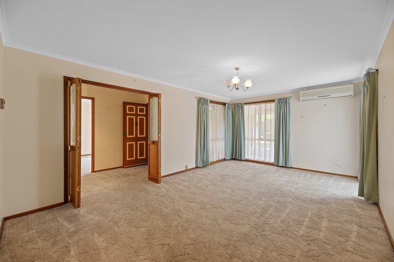 Photo - 18 Mclean Street, Drouin VIC 3818 - Image 2