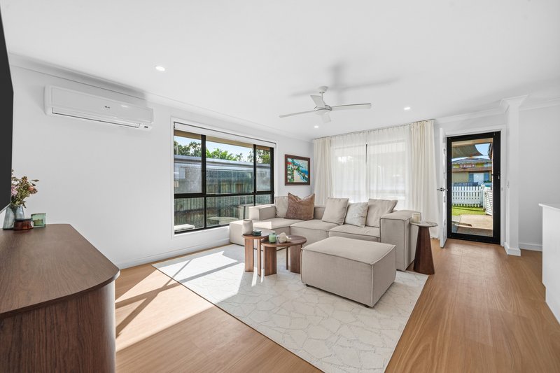 Photo - 18 Medika Street, Runaway Bay QLD 4216 - Image 1