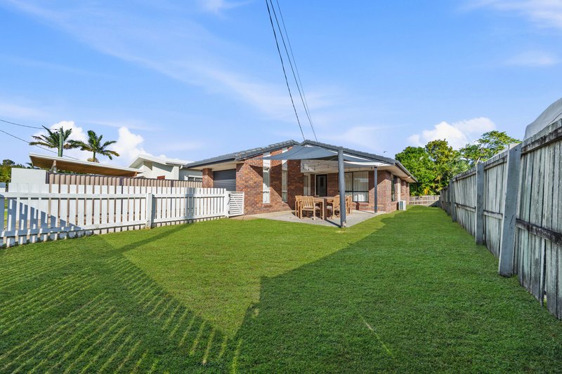 Photo - 18 Medika Street, Runaway Bay QLD 4216 - Image 14
