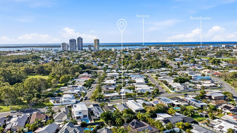 Photo - 18 Medika Street, Runaway Bay QLD 4216 - Image 22