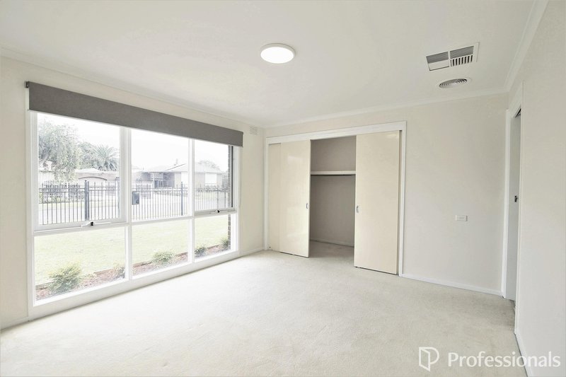 Photo - 18 Melanie Close, Keysborough VIC 3173 - Image 10