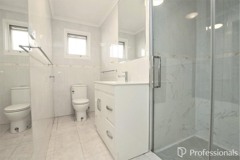 Photo - 18 Melanie Close, Keysborough VIC 3173 - Image 13