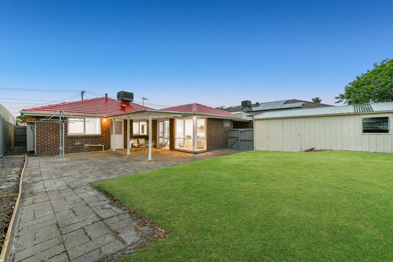 Photo - 18 Melanie Close, Keysborough VIC 3173 - Image 10