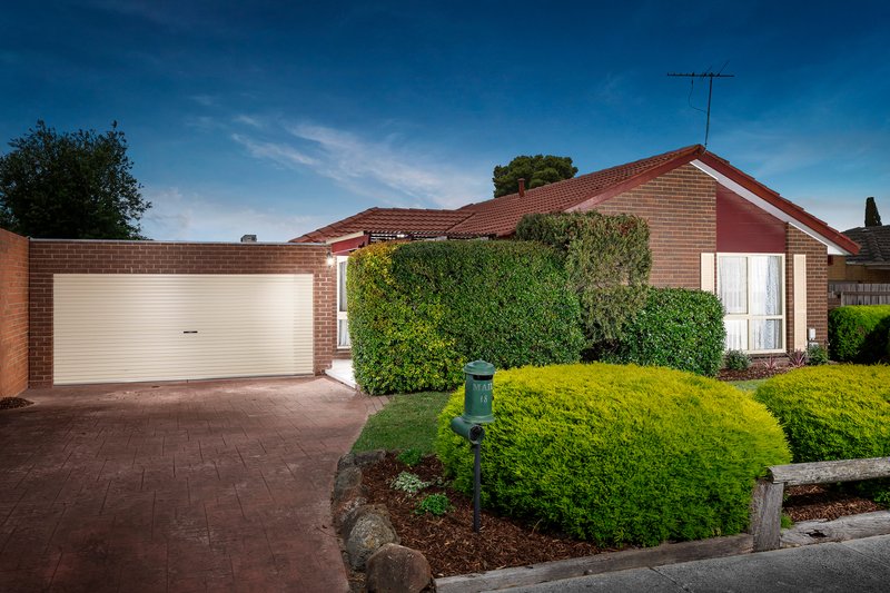 18 Meldrum Avenue, Mill Park VIC 3082